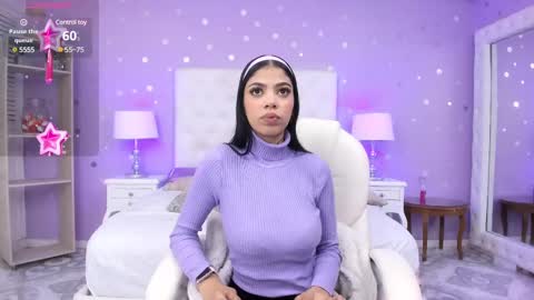 Snapshot of zoe_kravitx chatting on February 26, 4:52 am CAMILA online show from February 26, 4:52 am