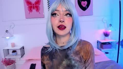 Zoe Lynch online show from January 18, 2:46 pm