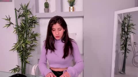 Snapshot of zoe_olsen__ chatting on February 28, 10:39 pm Zoe Olsen online show from February 28, 10:39 pm