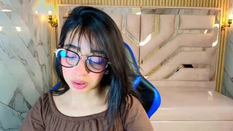 Zoe  online show from September 20, 3:27 am