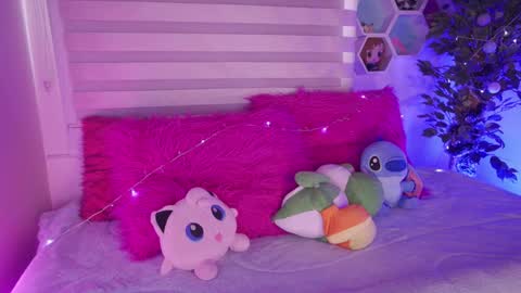 Zoe  online show from September 24, 7:02 pm