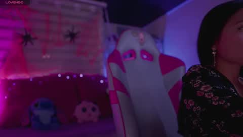 Zoe  online show from October 15, 3:58 pm