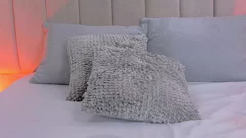 Camila Aristizabal online show from November 14, 9:48 pm