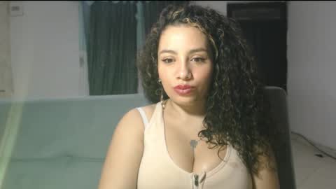 zoe tai online show from March 15, 8:38 am