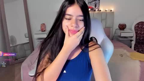 Snapshot of zoe_turnner_18 chatting on September 18, 11:42 am Zoe online show from September 18, 11:42 am