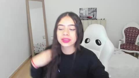 Zoe online show from January 8, 11:43 am