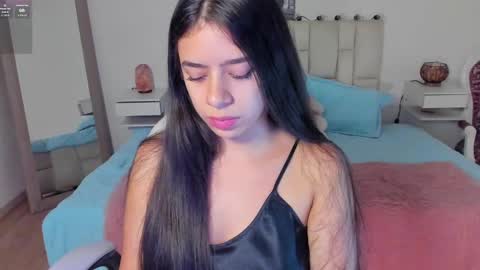 Snapshot of zoe_turnner_18 chatting on October 1, 11:59 am Zoe online show from October 1, 11:59 am