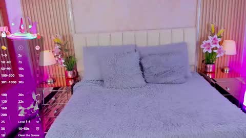 Snapshot of zoebarlowe chatting on September 24, 6:12 am zoebarlowe online show from September 24, 6:12 am