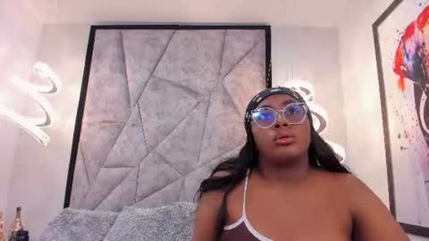 Zoe online show from June 11, 11:51 am