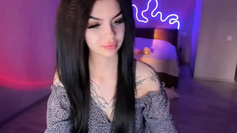 Snapshot of zoedrift chatting on October 3, 1:27 pm zoedrift online show from October 3, 1:27 pm