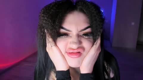 Snapshot of zoedrift chatting on October 5, 1:38 pm zoedrift online show from October 5, 1:38 pm