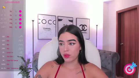Snapshot of zoee_jackson chatting on February 26, 7:19 pm zoee jackson online show from February 26, 7:19 pm