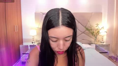 Snapshot of zoee_jackson chatting on February 20, 7:19 pm zoee jackson online show from February 20, 7:19 pm