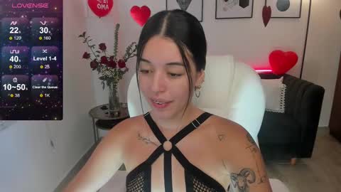 Snapshot of zoee_jackson chatting on February 17, 7:01 pm zoee jackson online show from February 17, 7:01 pm