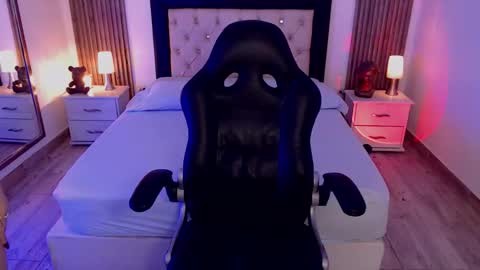 zoe online show from October 25, 3:47 am