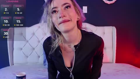 zoe online show from December 11, 11:51 am