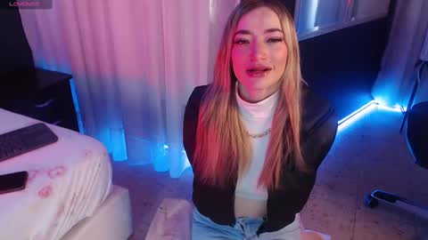 zoe online show from December 5, 11:49 am