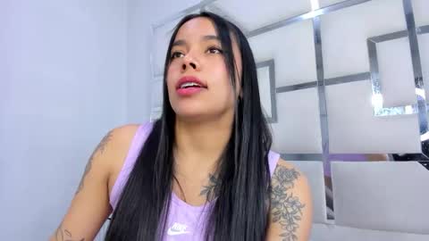 Snapshot of zoeswanx chatting on November 2, 12:41 pm ZoeSwam online show from November 2, 12:41 pm