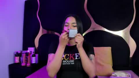 Snapshot of zoeswanx chatting on October 15, 12:08 pm ZoeSwam online show from October 15, 12:08 pm