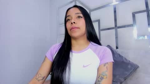 Snapshot of zoeswanx chatting on October 5, 1:49 pm ZoeSwam online show from October 5, 1:49 pm