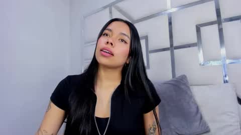 Snapshot of zoeswanx chatting on October 4, 1:17 pm ZoeSwam online show from October 4, 1:17 pm