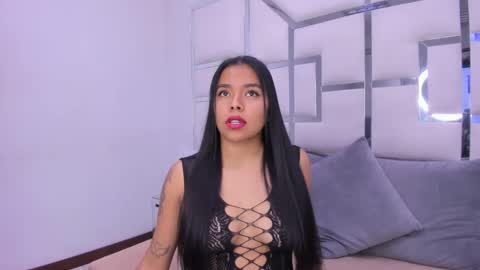 Snapshot of zoeswanx chatting on January 21, 1:11 pm ZoeSwam online show from January 21, 1:11 pm