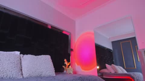 Snapshot of zoevidal_ chatting on January 27, 11:54 am zoevidal_ online show from January 27, 11:54 am