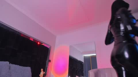 Snapshot of zoevidal_ chatting on January 31, 11:56 am zoevidal_ online show from January 31, 11:56 am