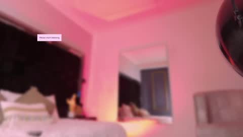 Snapshot of zoevidal_ chatting on September 16, 12:46 pm zoevidal_ online show from September 16, 12:46 pm