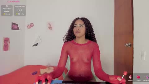 Snapshot of zoey_donovan_ chatting on September 14, 10:29 pm Zoe online show from September 14, 10:29 pm