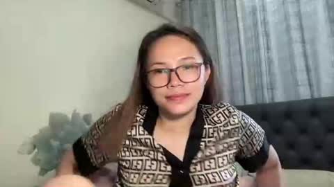 zoey_foryou online show from October 19, 3:08 am