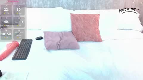 Snapshot of zoey_it chatting on September 30, 9:19 pm zoe online show from September 30, 9:19 pm