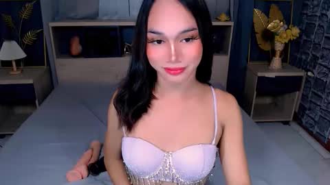 zoey_miles online show from October 1, 3:06 pm