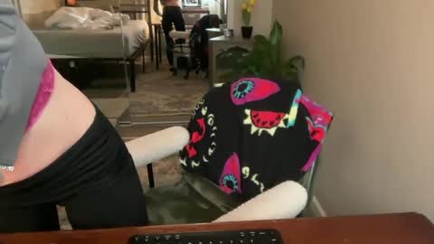 Snapshot of zoeydanner chatting on March 3, 11:23 pm Zoeydanner online show from March 3, 11:23 pm