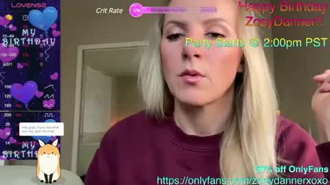 Snapshot of zoeydanner chatting on February 20, 9:09 pm Zoeydanner online show from February 20, 9:09 pm