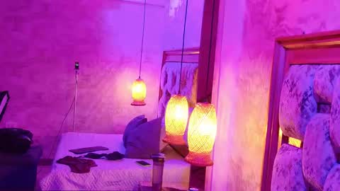 zoley  online show from November 3, 11:36 am