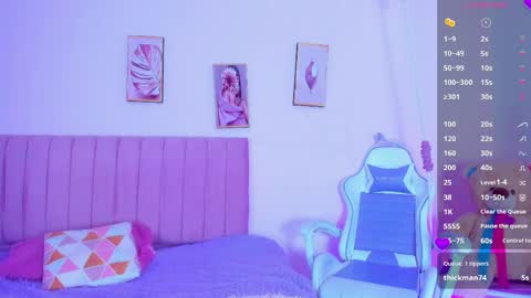 Zoe online show from April 7, 12:07 pm