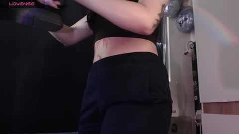 cintya kors online show from January 15, 7:09 pm