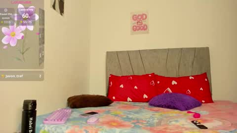 Snapshot of zule__williams chatting on October 19, 11:29 pm zule online show from October 19, 11:29 pm