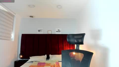 Snapshot of zuzana21 chatting on March 5, 12:44 pm Zuzana21 online show from March 5, 12:44 pm