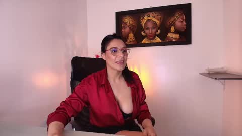 Snapshot of zuzana21 chatting on October 18, 4:10 pm Zuzana21 online show from October 18, 4:10 pm