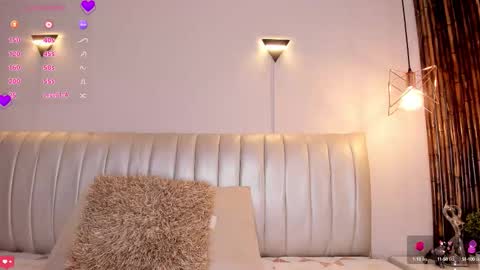 Snapshot of zuzu_sweet chatting on October 2, 7:52 pm Zara online show from October 2, 7:52 pm