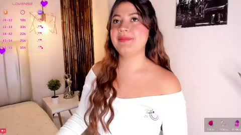 Snapshot of zuzu_sweet chatting on September 23, 7:45 pm Zara online show from September 23, 7:45 pm