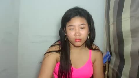 Snapshot of zyeii chatting on October 29, 8:22 pm sweet lylia online show from October 29, 8:22 pm