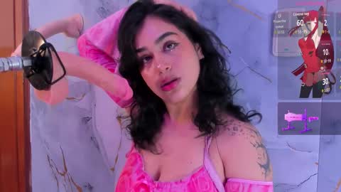 Snapshot of zyle_boobs_ chatting on September 10, 12:38 pm ZYLE online show from September 10, 12:38 pm