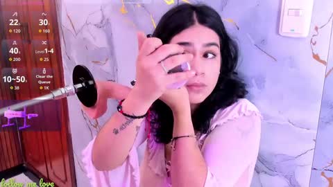 Snapshot of zyle_boobs_ chatting on September 9, 12:27 pm ZYLE online show from September 9, 12:27 pm