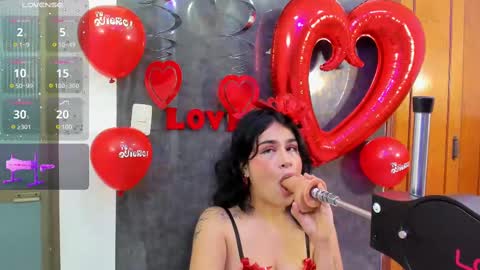 Snapshot of zyle_boobs_ chatting on February 14, 4:47 am ZYLE online show from February 14, 4:47 am