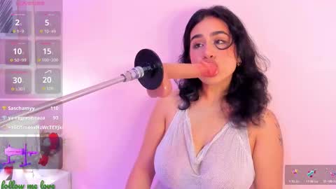 Snapshot of zyle_boobs_ chatting on October 4, 1:17 pm ZYLE online show from October 4, 1:17 pm