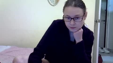 Zyuhre online show from December 7, 1:25 am