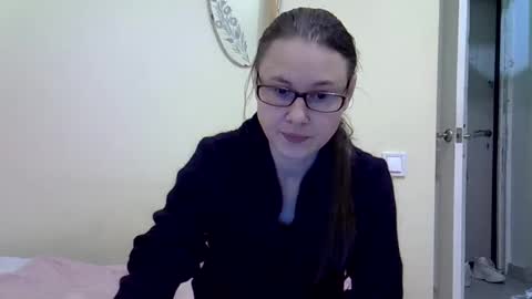 Zyuhre online show from December 7, 10:06 pm